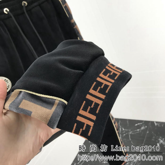 FENDI芬迪 18秋冬最新款 加厚加絨 男款絲絨套裝  ydi2253